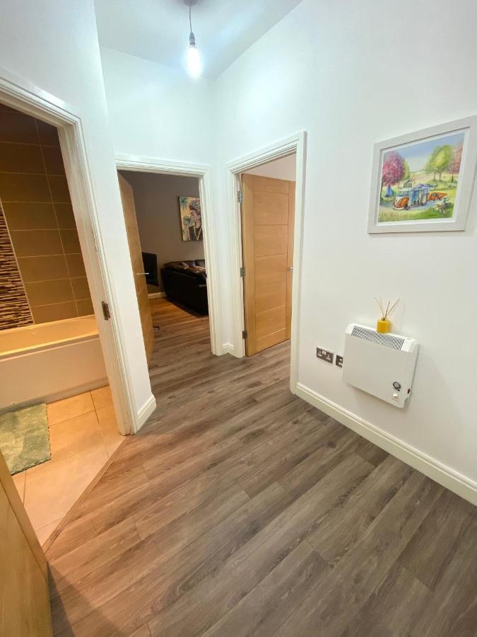 Apartamento Swanky 2 Bdr Apt/jewellery Quarters/free Parking Birmingam
